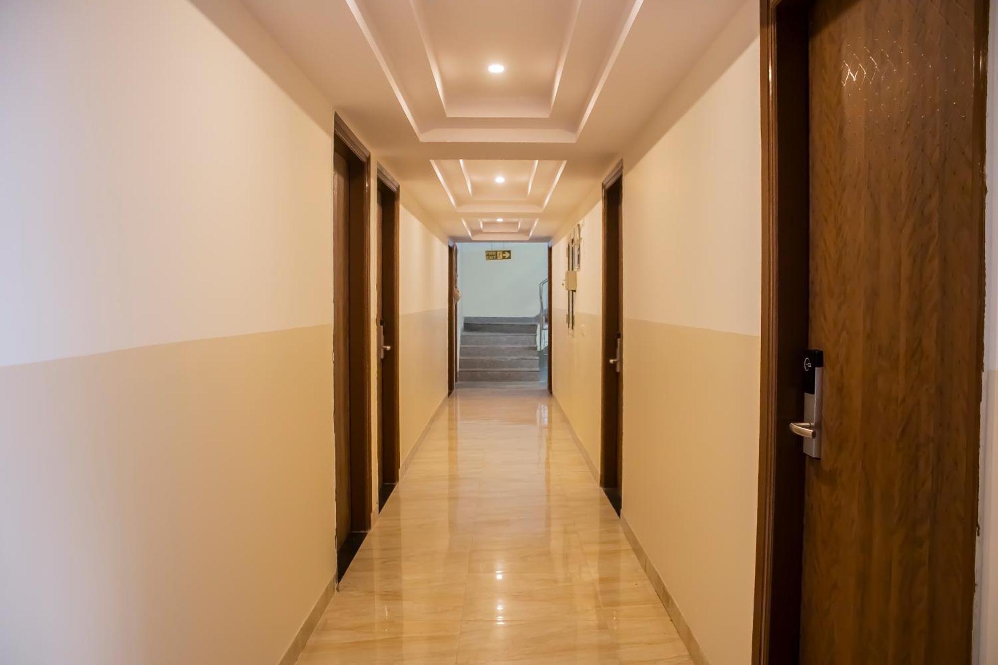 Hotel Airport City Near Delhi International Airport New Delhi Buitenkant foto