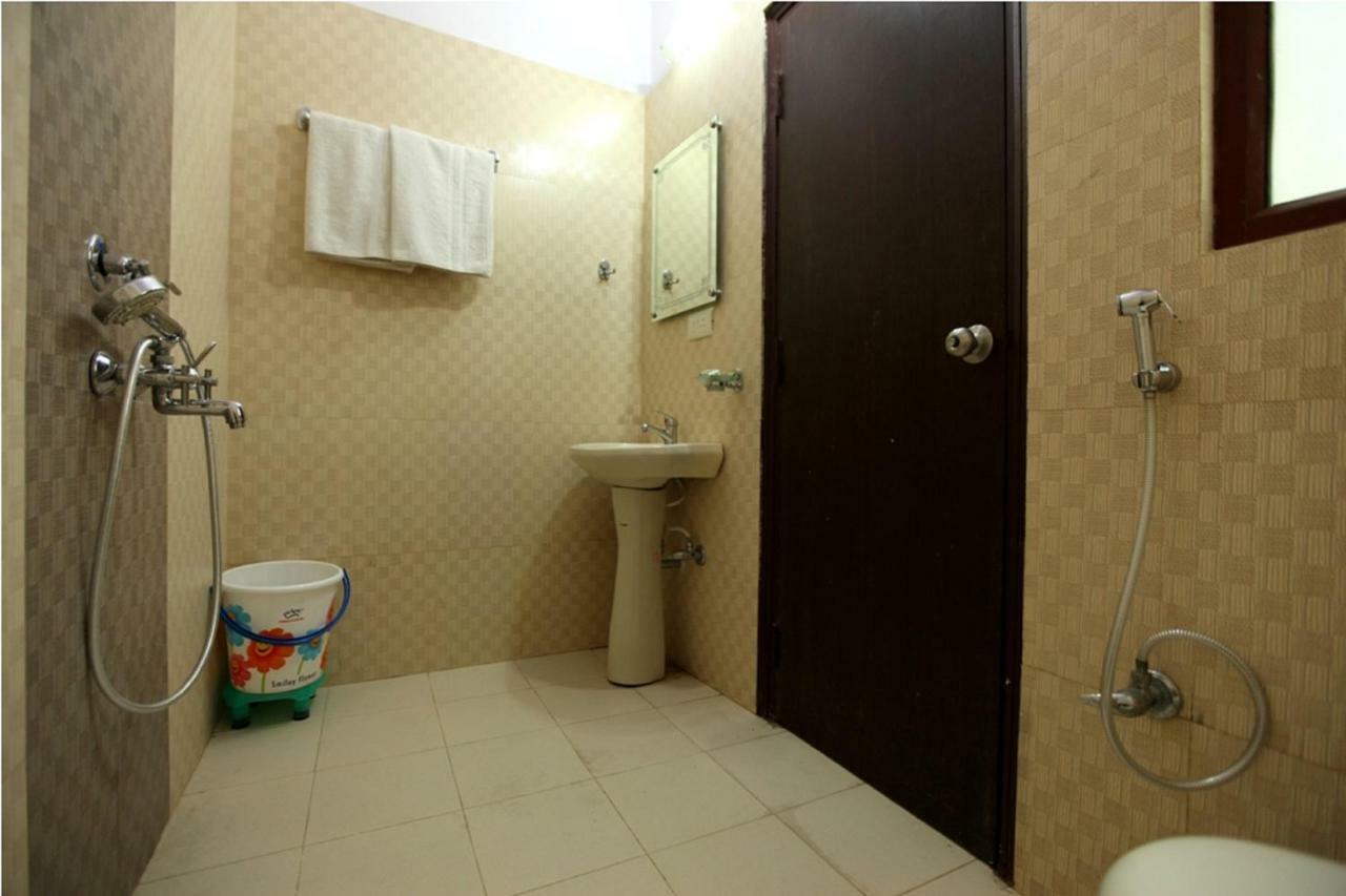 Hotel Airport City Near Delhi International Airport New Delhi Buitenkant foto