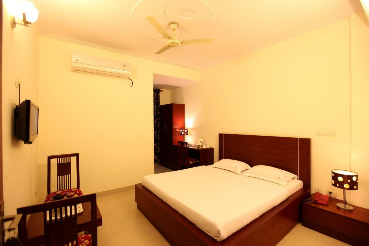 Hotel Airport City Near Delhi International Airport New Delhi Buitenkant foto